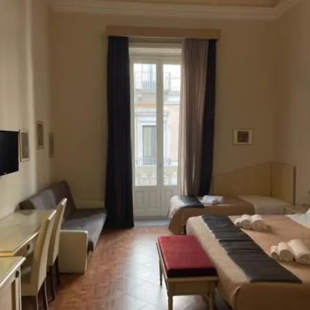 Umberto House 3*