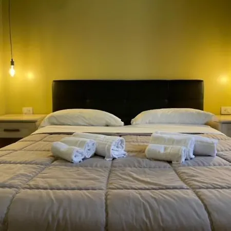 Umberto House Hotel