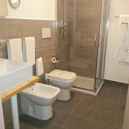 Umberto House Hotel