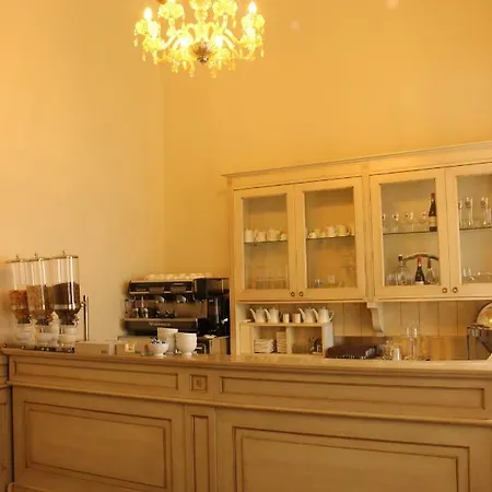Hotel Umberto House 3*